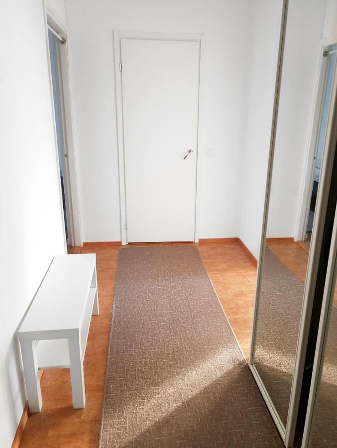 Comfortable Apartment Mila At A Good Location كوتكا المظهر الخارجي الصورة