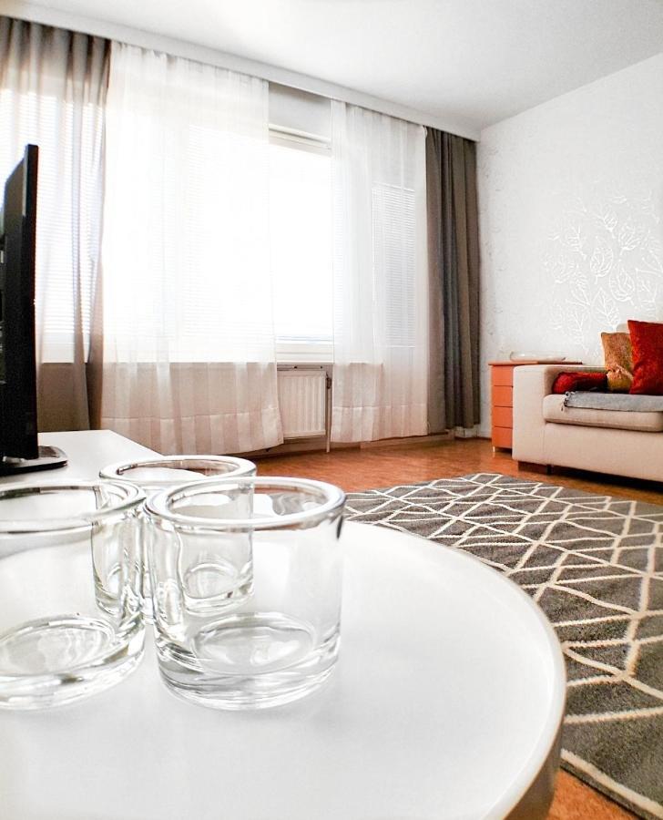 Comfortable Apartment Mila At A Good Location كوتكا المظهر الخارجي الصورة